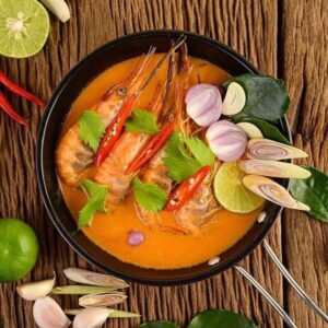 tom-yam-phak-thai-soup