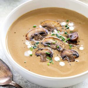 cream-mushroom-soup-velvety-creamy-mushroom-soup-delight