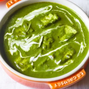 palak-paneer-creamy-spinach-soft-paneer-in-rich-gravy
