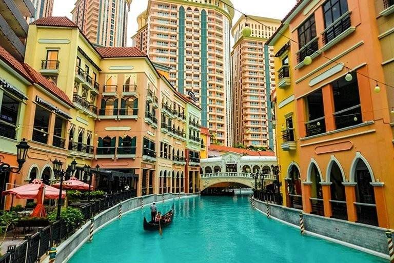 Good hotels in greater Noida